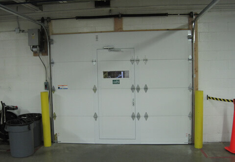 house with electric garage door